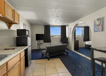 Americas Best Value Inn Gallup hotel thumbnail 7