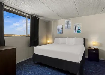 Americas Best Value Inn Gallup hotel thumbnail 8