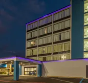 Super 8 by Wyndham Laredo hotel detail image 3