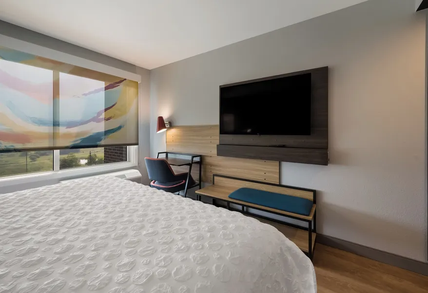 Tru By Hilton Novi Detroit hotel detail image 6