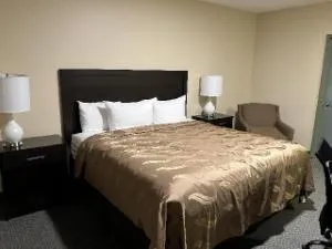 Deluxe Inn and Suites hotel thumbnail 2