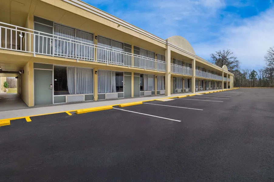 Econo Lodge Yemassee hotel detail image 6