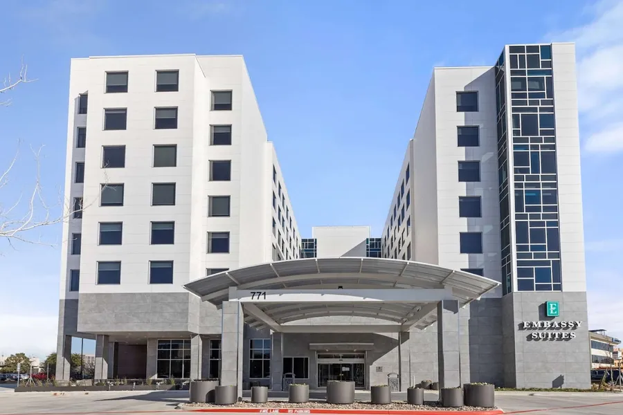 Embassy Suites by Hilton Irving Las Colinas hotel detail image 2