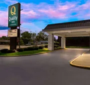 Quality Inn South Bend Near Notre Dame hotel detail image 3