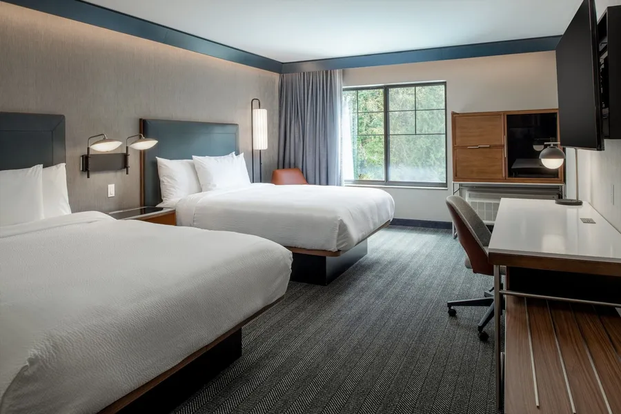 Courtyard By Marriott Olympia hotel detail image 6