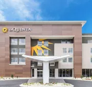 La Quinta Inn & Suites by Wyndham Valdosta hotel detail image 4