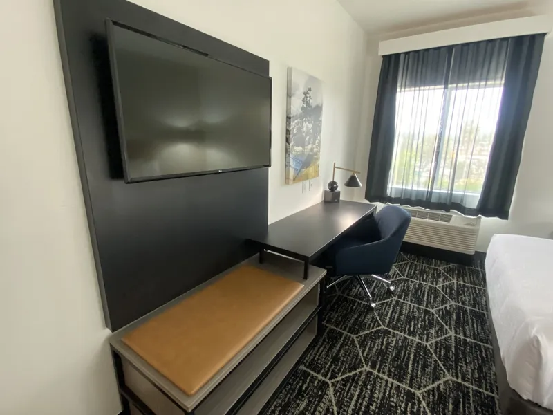 La Quinta Inn & Suites By Wyndham Yucaipa hotel detail image 6