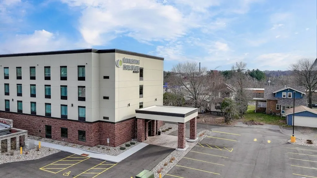 Cobblestone Hotel & Suites - Central Wisconsin Airport hotel detail image 2
