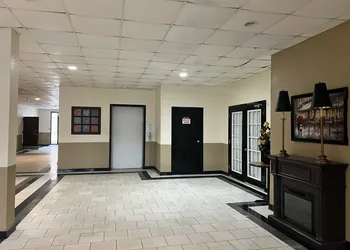 Homestay Inn and suites hotel thumbnail 5