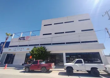 OYO Hotel Aeropuerto, San Jose del Cabo hotel thumbnail 3