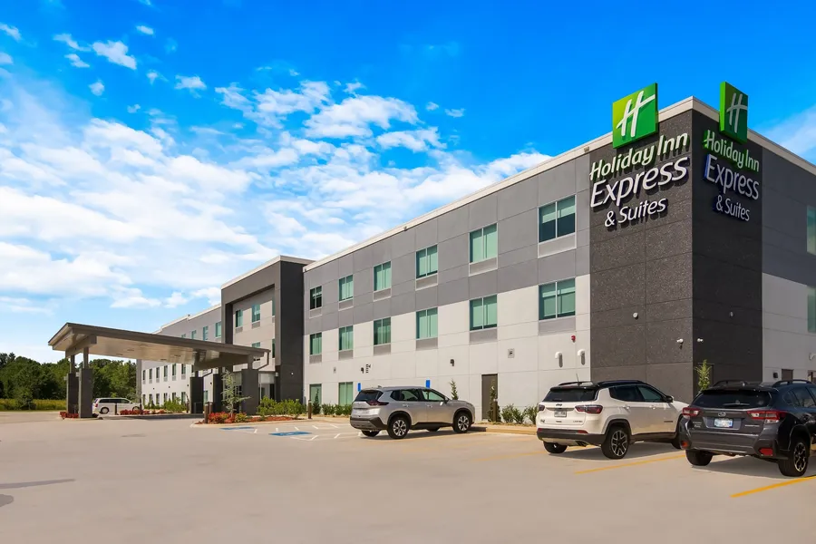 Holiday Inn Express & Suites Springdale Fayetteville Area by IHG hotel detail image 2