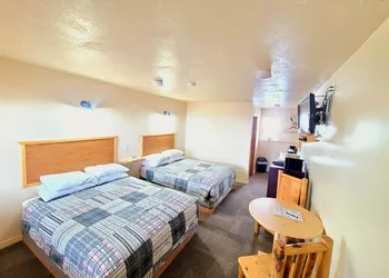 Flaming Gorge Hideout hotel thumbnail 5