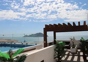 Condos BNI hotel thumbnail 2