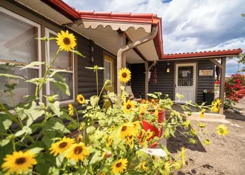 The Lodge at Poncha Springs hotel thumbnail 2