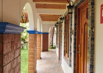 Hacienda Valentino hotel thumbnail 2