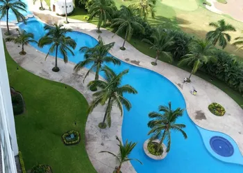 Condo Bal By Trvl2hm hotel thumbnail 4