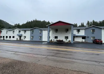 Royal Inn Keystone (ex Econo Lodge Near Mt. Rushmore Memorial) hotel thumbnail 2