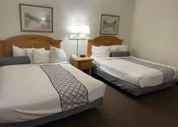 Royal Inn Keystone (ex Econo Lodge Near Mt. Rushmore Memorial) hotel thumbnail 7