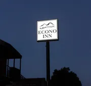 Econo Inn hotel detail image 4