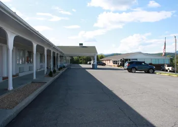 Rockbridge Inn hotel thumbnail 3