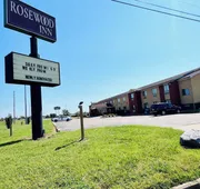 Rosewood Inn By OYO Union City I-69 hotel detail image 3