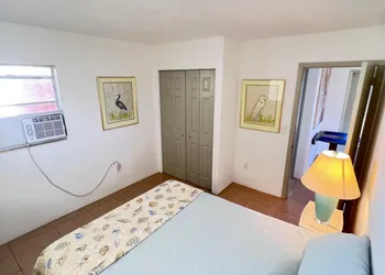 Casey Key Beach Condos hotel thumbnail 3