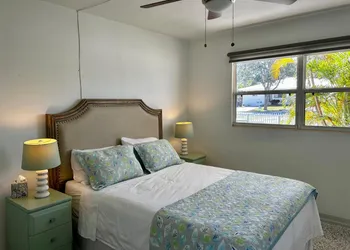 Casey Key Beach Condos hotel thumbnail 5
