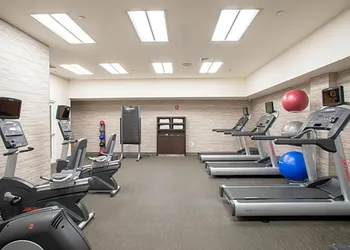 Courtyard By Marriott New York Queens/Jamaica hotel thumbnail 2