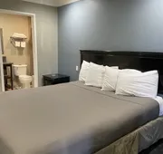 Villa Inn & Suites hotel detail image 3