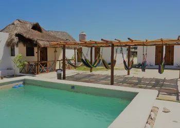 Casa Frida hotel thumbnail 2