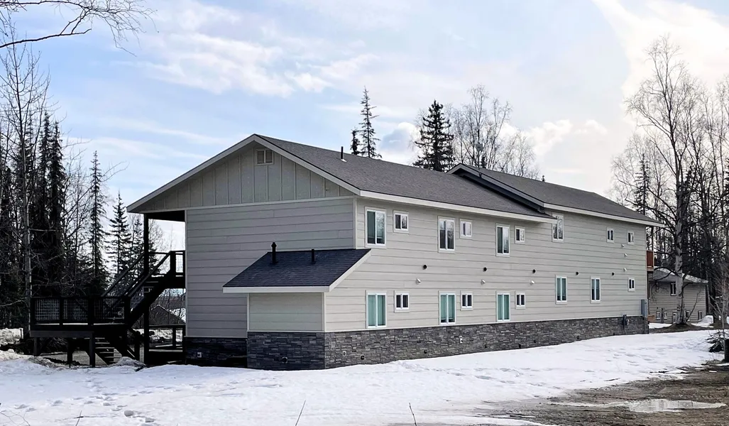 ALASKA LAKE and LODGE AT LONGMERE hotel detail image 2