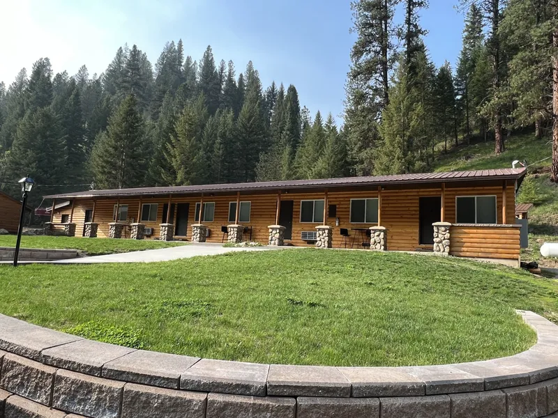 South Fork Junction Lodge & RV Park hotel detail image 2
