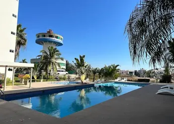 Condos Cmarina hotel thumbnail 2