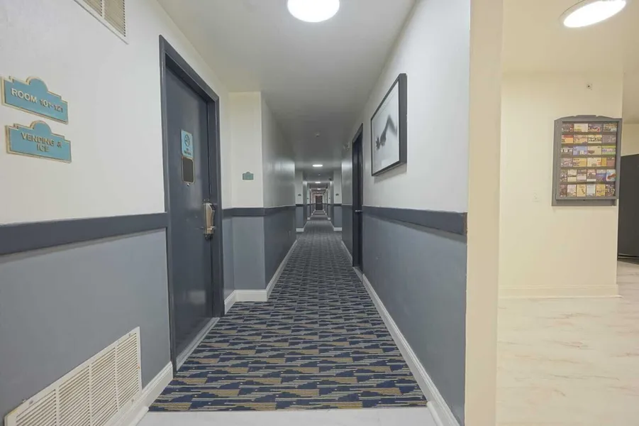 Greenwoods Inn & Suites hotel detail image 2