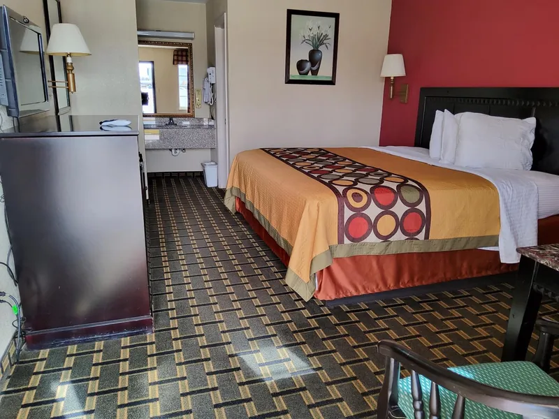 Budget inn hotel detail image 6