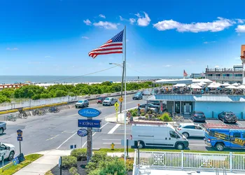 Mahalo Cape May hotel thumbnail 3