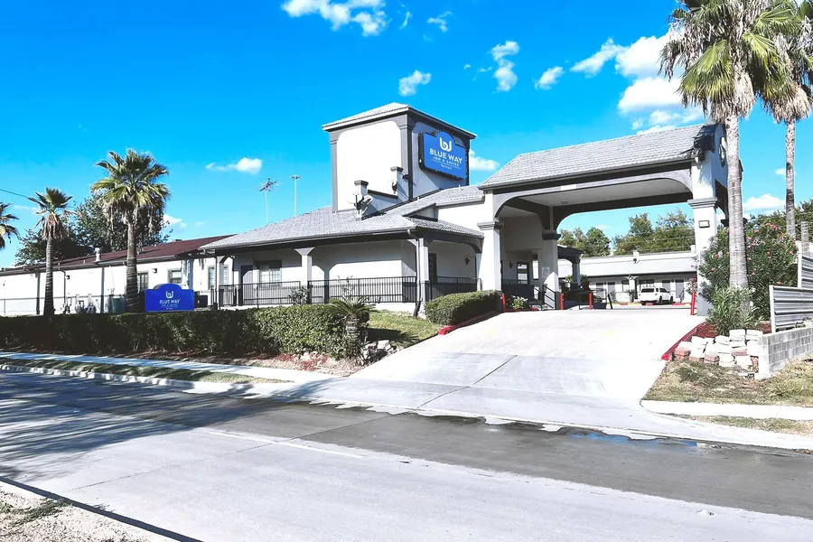 Blue Way Inn & Suites By Jasper Houston hotel detail image 2