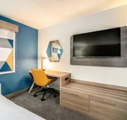 Holiday Inn Express & Suites Phoenix - Mesa West by IHG hotel detail image 5