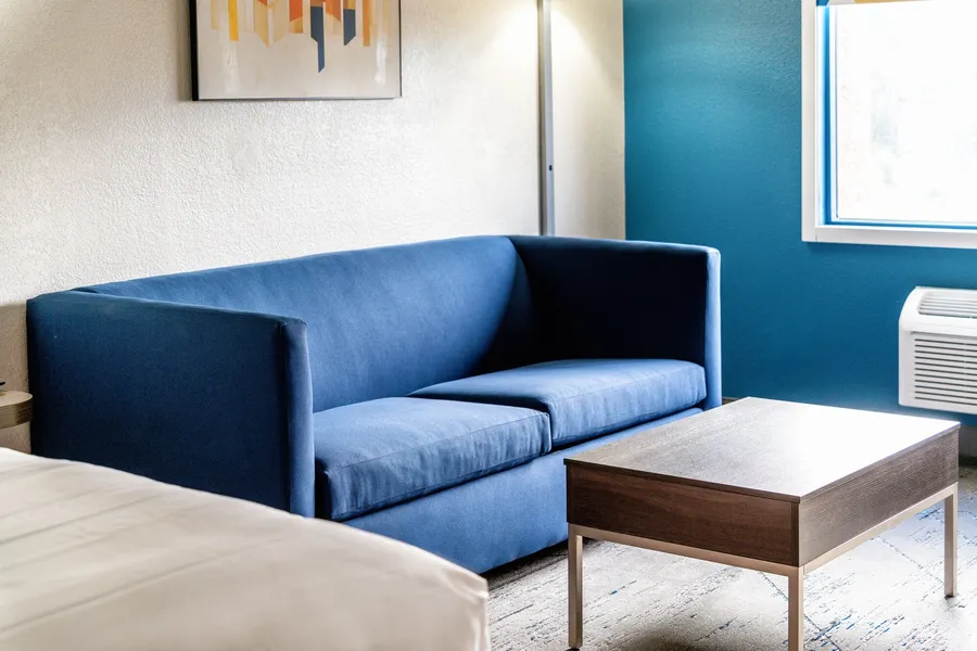 Holiday Inn Express & Suites Phoenix - Mesa West by IHG hotel detail image 6