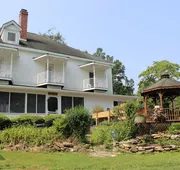 The Sautee Inn Bed & Breakfast hotel detail image 4