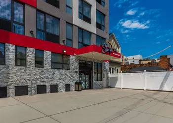 Sleep Inn Brooklyn - Sheepshead Bay hotel thumbnail 2