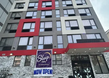 Sleep Inn Brooklyn - Sheepshead Bay hotel thumbnail 3