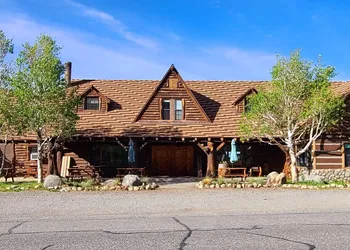 McGee Creek Lodge hotel thumbnail 2