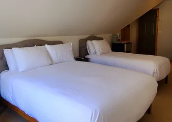 McGee Creek Lodge hotel thumbnail 4