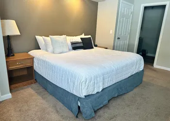 Celebrity Inn hotel thumbnail 4