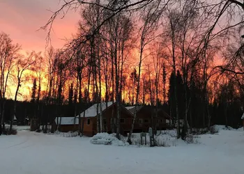 Lodge Suites at Susitna River Lodge hotel thumbnail 3