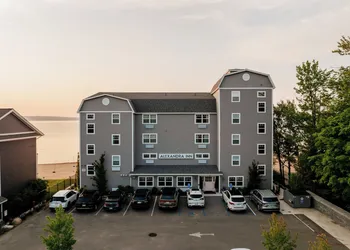 Alexandra Inn hotel thumbnail 2