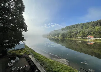 Foxburg Inn hotel thumbnail 2