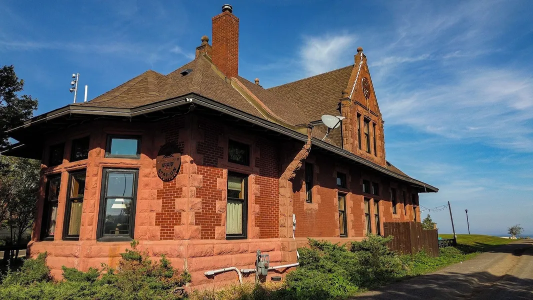 Endion Station Inn | Hotel Next to Lake Superior hotel detail image 2