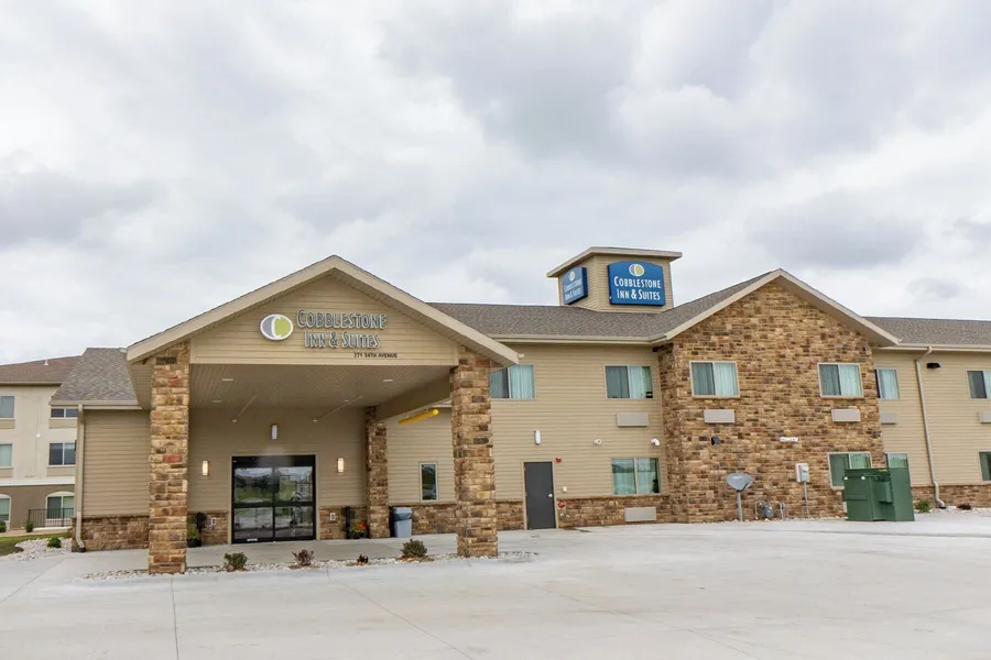 Cobblestone Inn & Suites - Sheldon hotel detail image 2